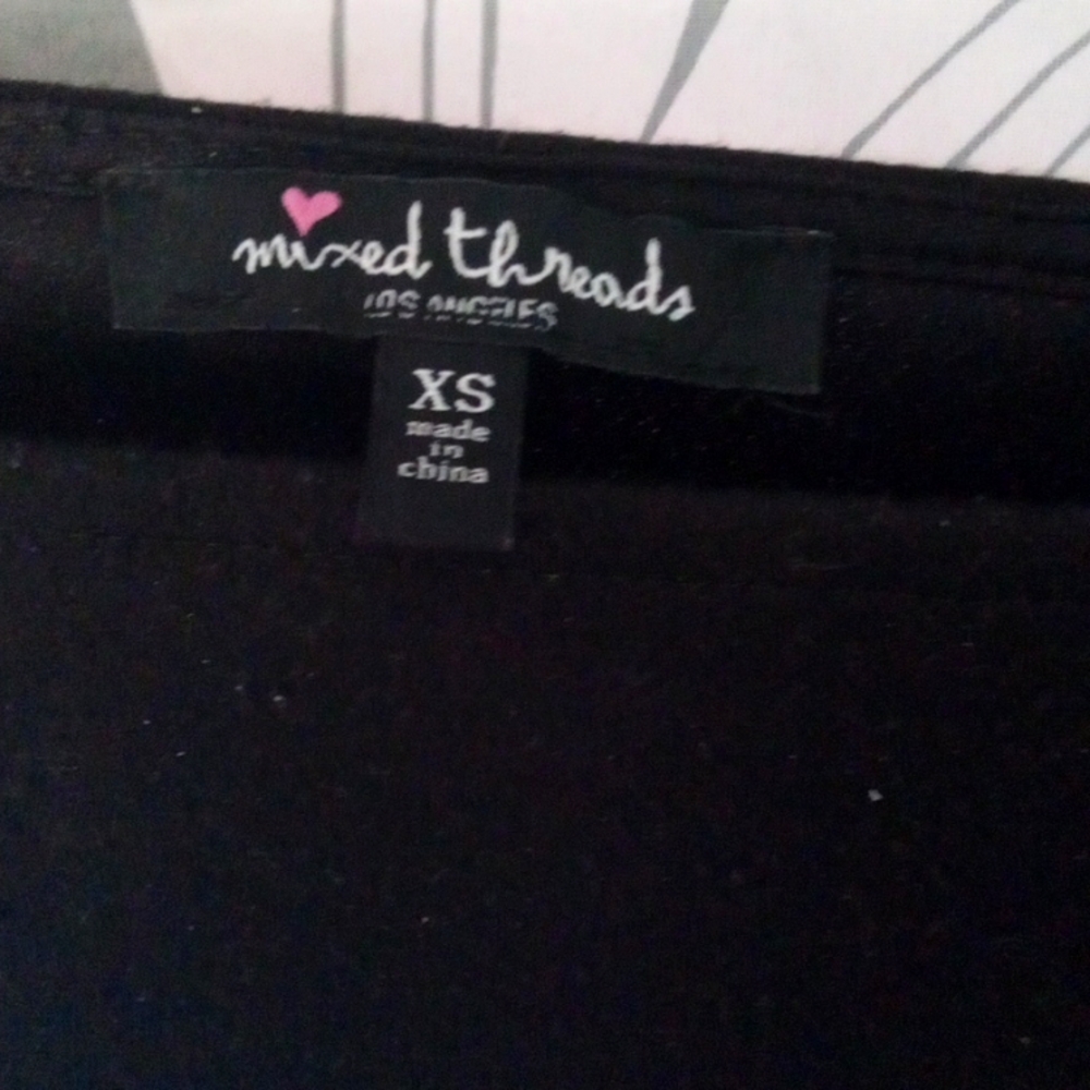 Mixed Threads Los Angeles XS Black laced Top